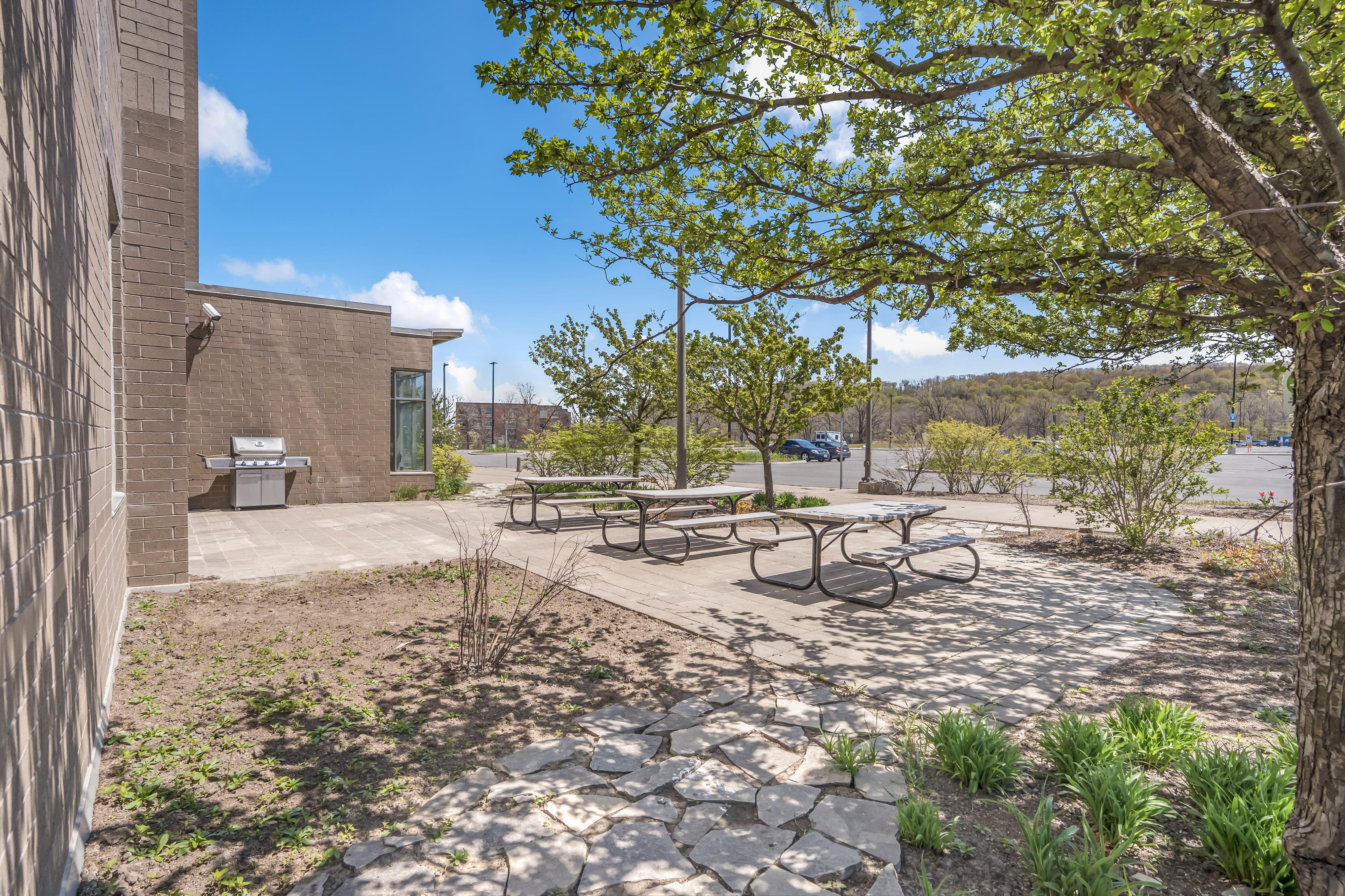 Residence & Conference Centre - Niagara-On-The-Lake Saint Catharines Exterior photo